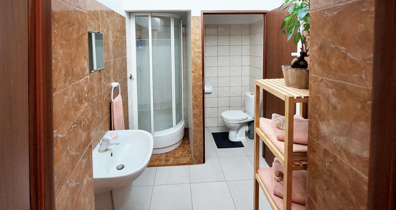 Apartamenty Gorki Male Tuszyn Exterior photo